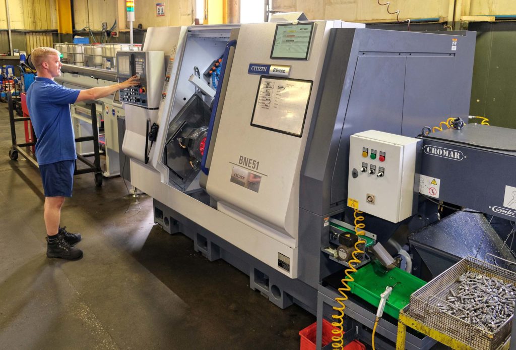 Fixed-Head Turning Up To 40% Faster And Tool Life Doubled On Sliding ...